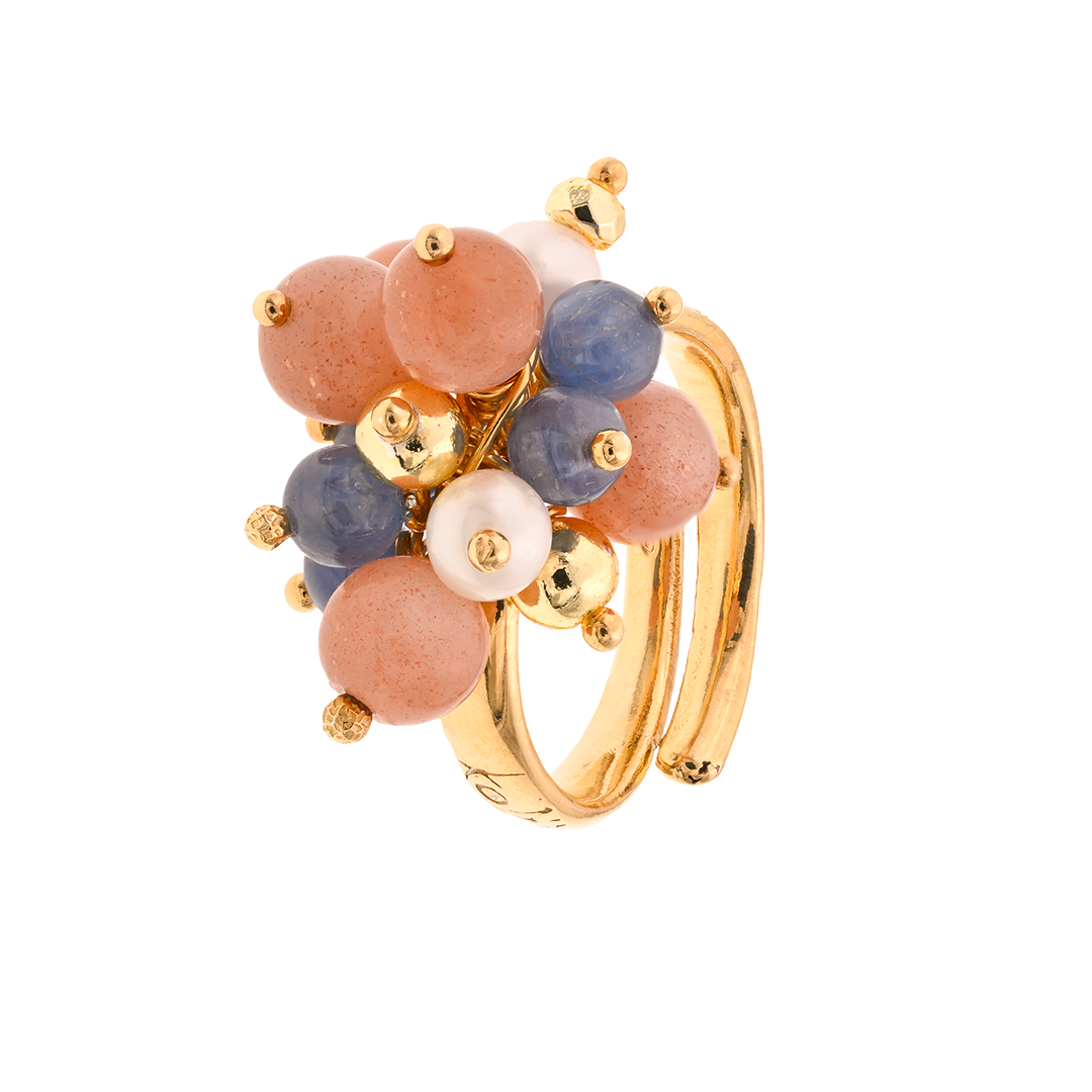 Limnos 05 Ring · pink moonstone, kyanite, pearls